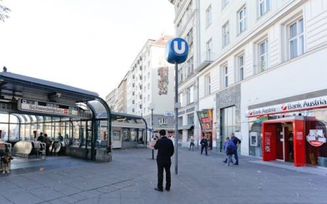 The Vienna City Center Experience 1010