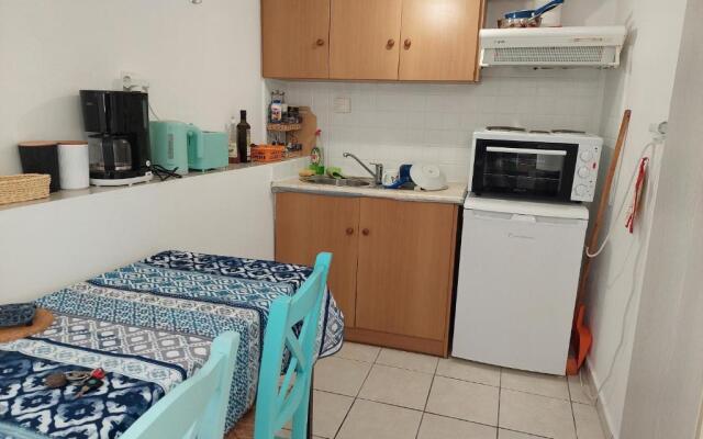 Artemis Ermoupoli Centre Appartement pour petit budget Backpackers