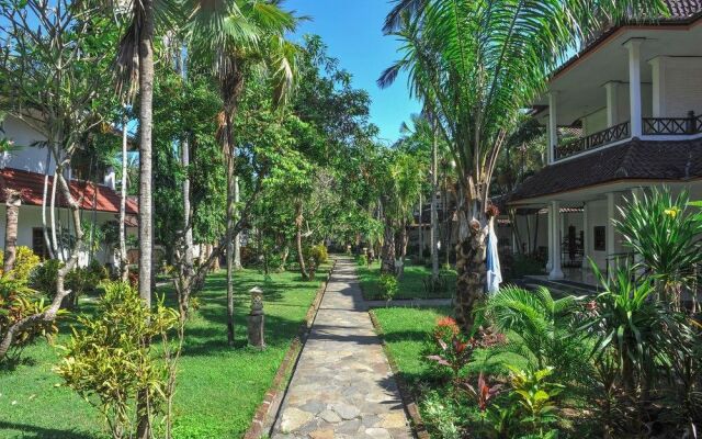 Airy Pantai Senggigi Krandangan Lombok