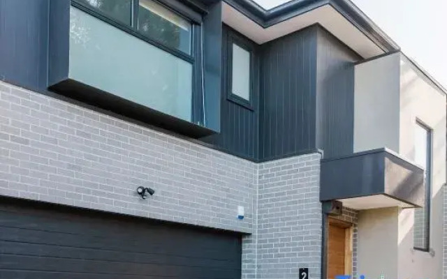 Modern Family Home 3BR in Box Hill North