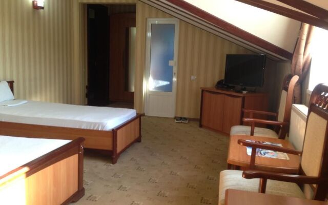 Western Suites Hotel
