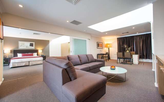 Ramada Hotel & Suites Sydney Cabramatta