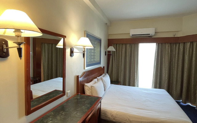 Rainbow Paradise Beach Resort