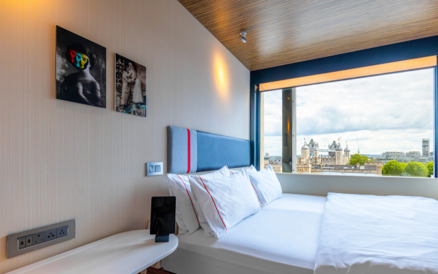 citizenM Tower of London