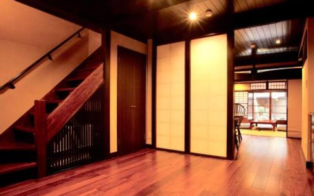 Campton Nishijin Vacation Rental