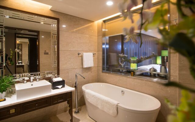 Malachite Hotel