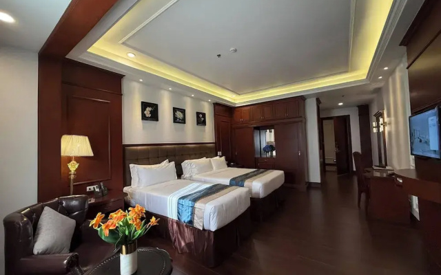 Madison Crown Hotel