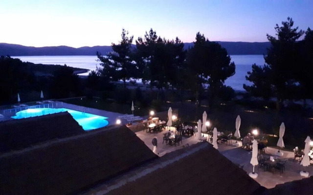 Hotel Lago Di Salda