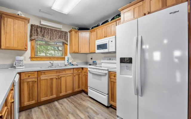 Poplar Point Condo Unit 12B - Two Bedroom Condo