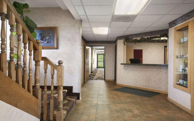 Super 8 By Wyndham Big Timber