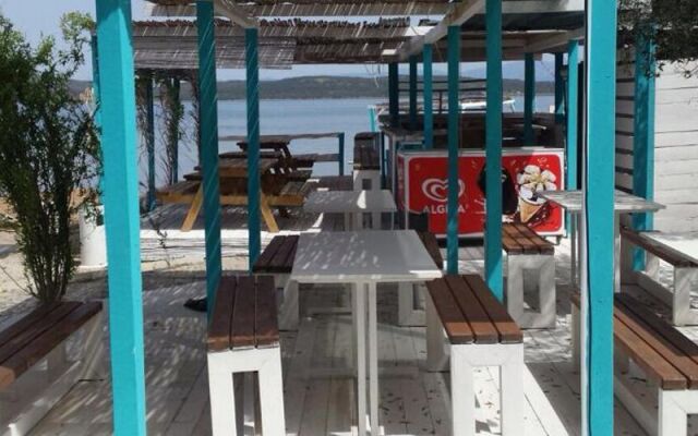 Aya Yorgi Beach Bungalow Evleri