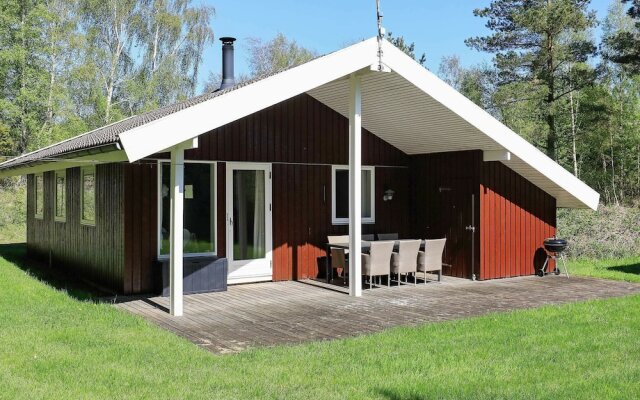 Cozy Holiday Home in Læsø near Sea