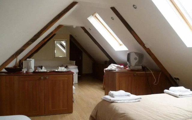 Pentre Riding Stable and Accommodation
