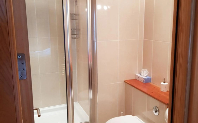 The Courtyard Apartments !!!!