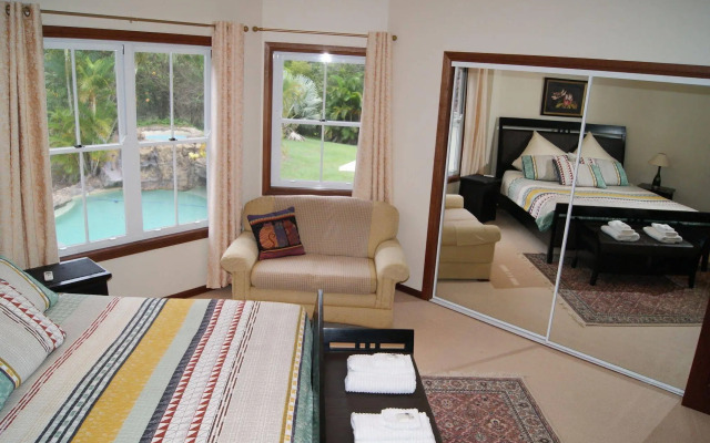Kingfishers Manor @ Noosa