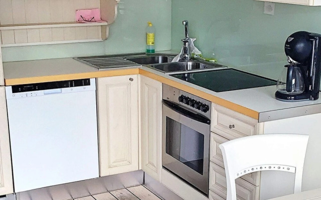 6 Person Holiday Home in Holmsbu