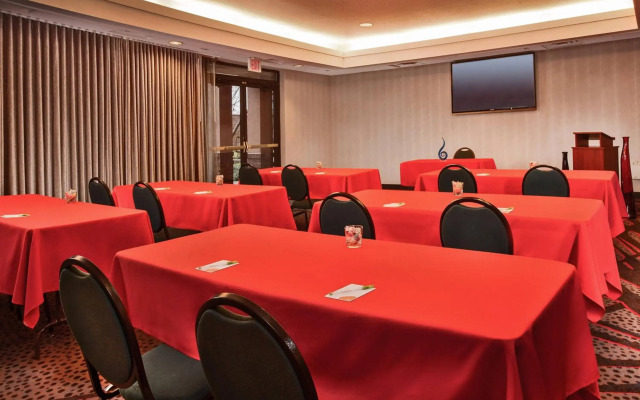 Courtyard by Marriott Dulles Town Center