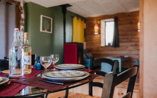 La Petite Maison Basse Corréo