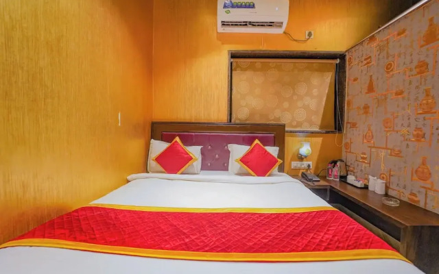 Shiv Rudraksh Resort - Near Assi Ghat