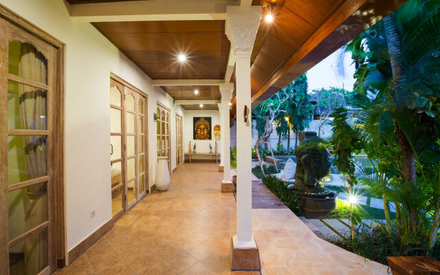 Bale Seminyak