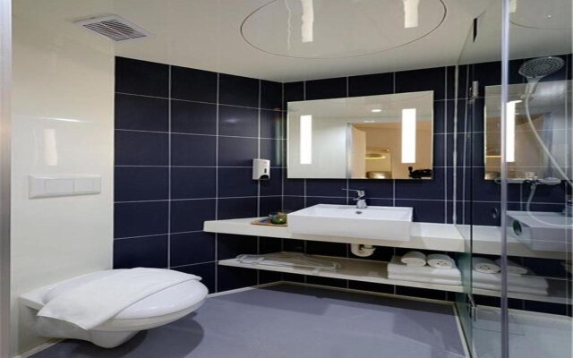 Hanting Hotel Shanghai Lujiazui Dongfang Road Branch