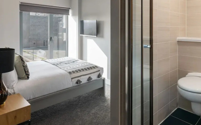 Host Stay Monarchs Quay