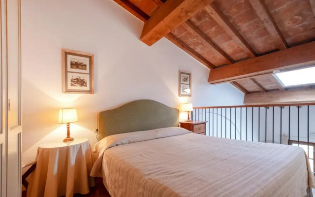 Apartment With Balcony in Poggio All'agnello