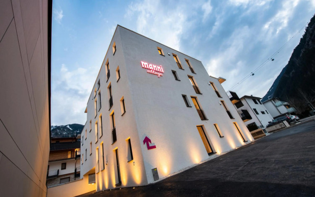 Manni Village Lifestyle Apartments