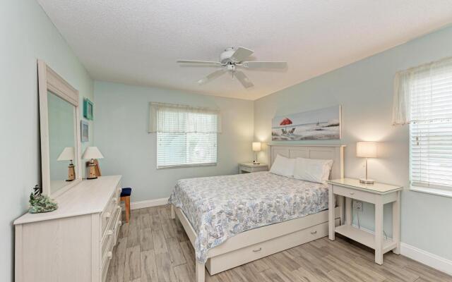 Anna Maria Island Beach Palms 2A