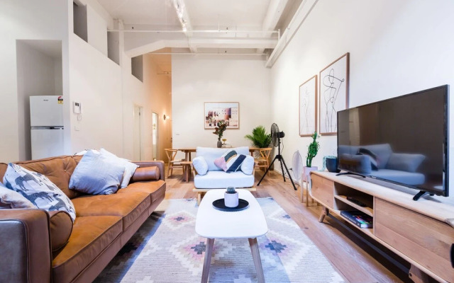 Isla 2Bdr Fitzroy Apartment