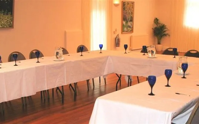 The Edgemoor Hotel