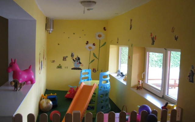 Penzion a restaurace U Hroznu