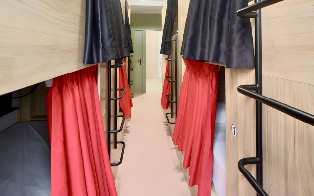 Ideal Youth Hostel