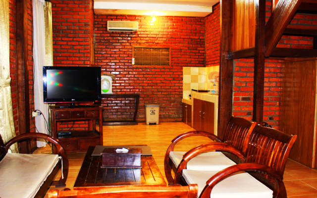 Jambuluwuk Convention Hall & Resort Puncak