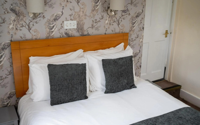 Bell Hotel by Greene King Inns