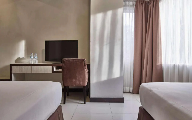 N3 Hotel Zainul Arifin
