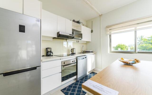 Beachcove Apt 9 in Pereybere