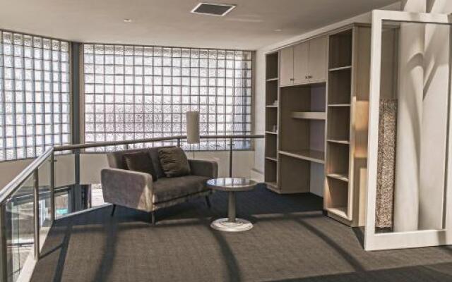 Melbourne Kew Central Apartment Hotel