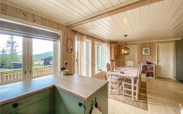 Amazing Home in Lillehammer With Wifi, 3 Bedrooms and Sauna