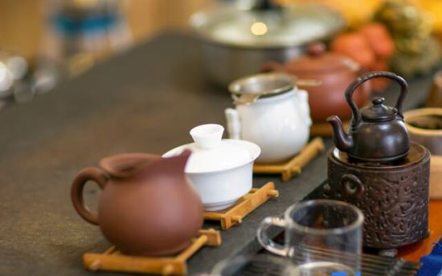 Meeting Inn (Libo Ancient Town Shop)