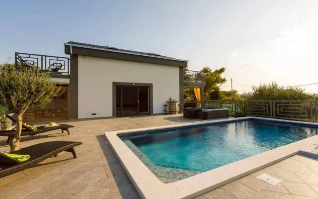 Vacation home Grey house Stocia