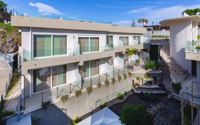 Zeus Residence Hotel