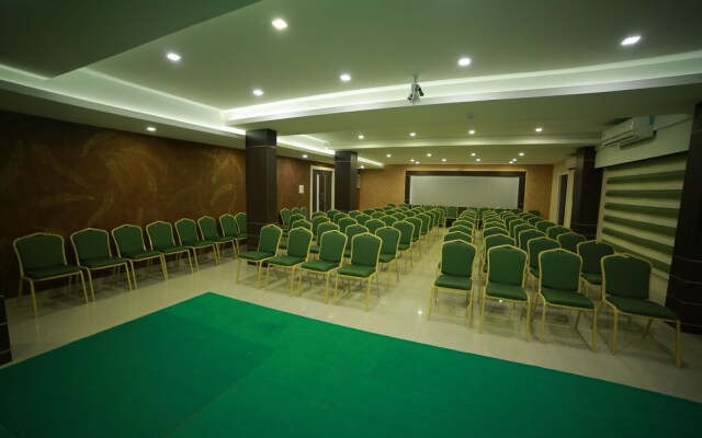 Nakshatra Emerald Inn