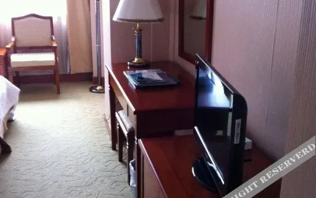 Xinyu Holiday Hotel