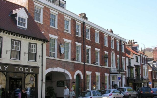 Beverley Arms Hotel