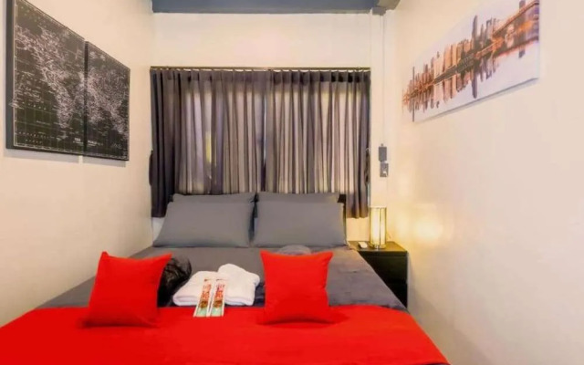 Episode 11 Hostel Sukhumvit