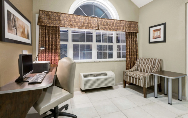 Microtel Inn & Suites by Wyndham Williston