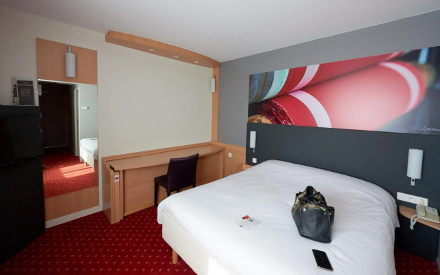ibis Cholet