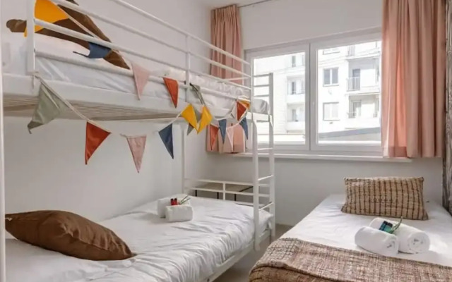 Lovely Sunny Flat Just Near the Beach and the sea