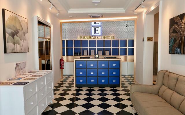 Le Embassy Hotel Georgetown